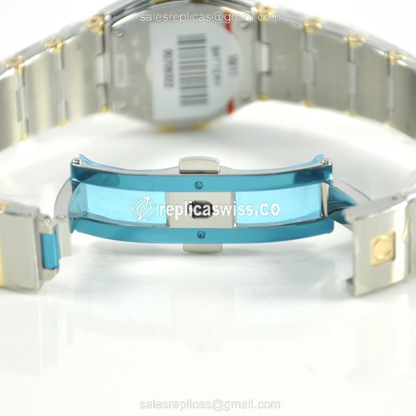 Omega Constellation Replica - Quartz - 18kt Gold & Steel - White Dial - Silver Clasp - View 4