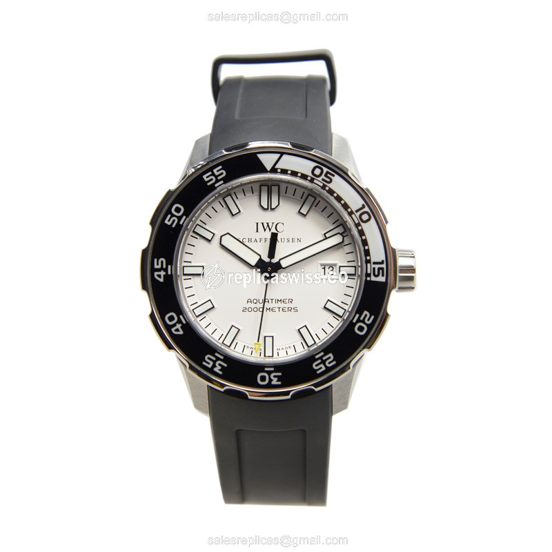 IWC AQUATIMER Replica - Automatic - Stainless Steel - White Dial - Black Rubber Strap - View 2