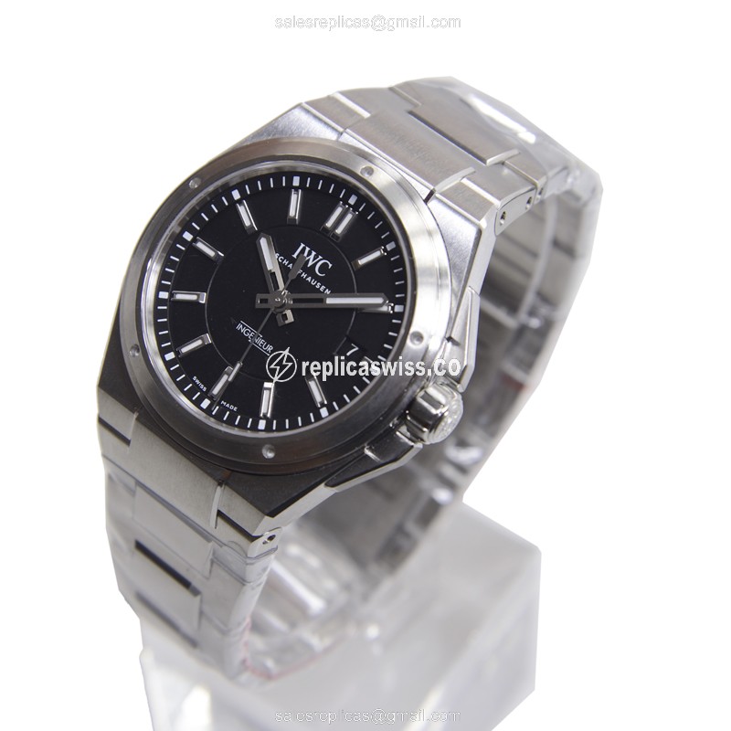 IWC Ingenieur Replica - Automatic - Stainless Steel - Black Dial - Silver Strap - View 3