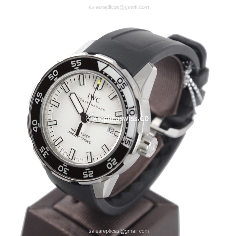 IWC AQUATIMER Replica - Automatic - Stainless Steel - White Dial - Black Rubber Strap - View 3