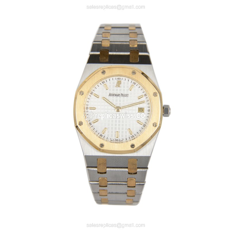 Audemars Piguet Royal Oak Quartz - 18kt Gold & Steel - White Dial - Silver Strap - View 2