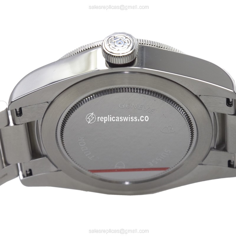 Tudor Heritage Black Bay Replica - Automatic - Steel - Black - View 4