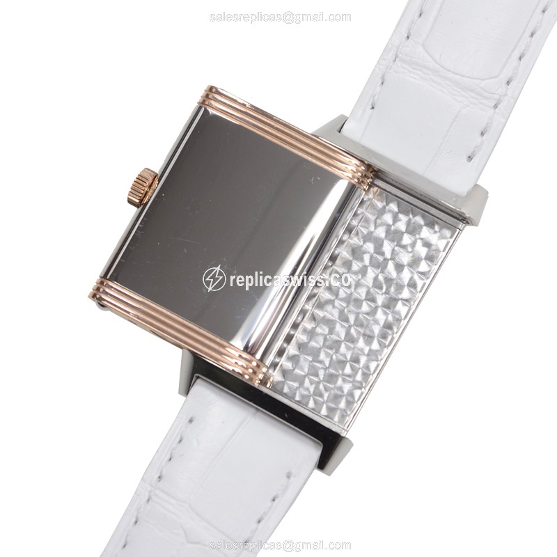 Jaeger-Lecoultre Q3224420 REVERSO - Manual - 18kt Rose Gold - Diamonds - Silver Dial - View 4