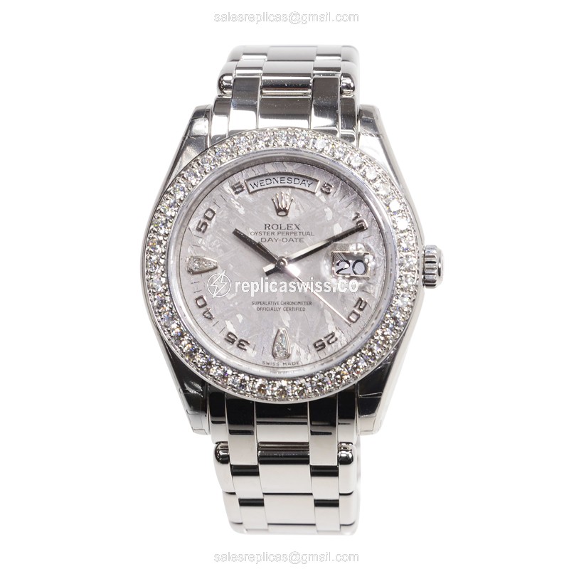 Rolex DAY-DATE Replica - Automatic - 18kt White Gold Case - Diamond Bezel - View 2