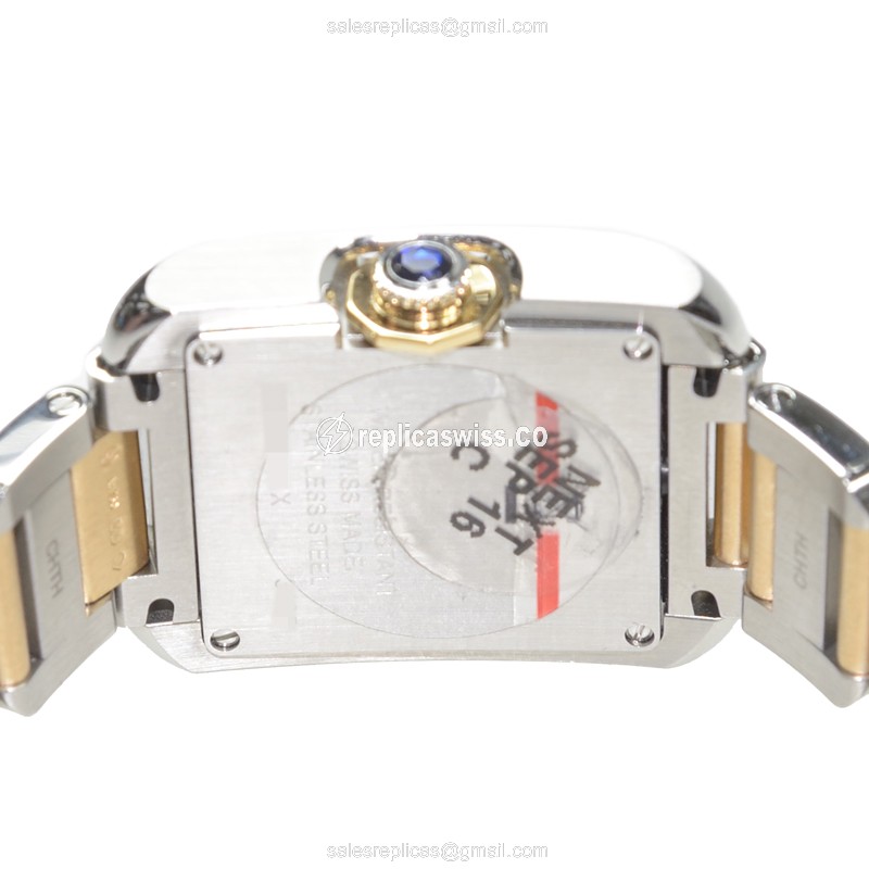 Cartier W5310046 Replica - Quartz - Steel Case - Silver Dial - 18kt Steel Strap - View 4
