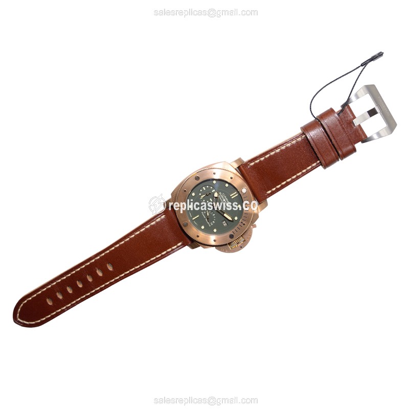 Panerai PAM00507 LUMINOR Replica - Automatic - Titanium Case - Green Dial - Brown Cowhide Strap - View 2