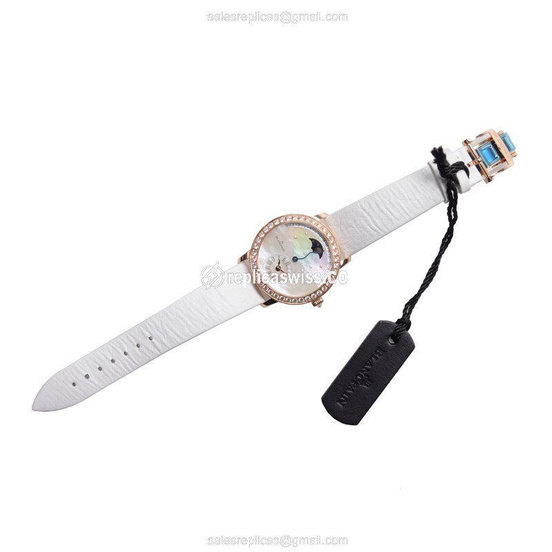 Blancpain 3653-2954-58B Replica - Automatic - 18kt Rose Gold - White Dial & Diamonds - View 2