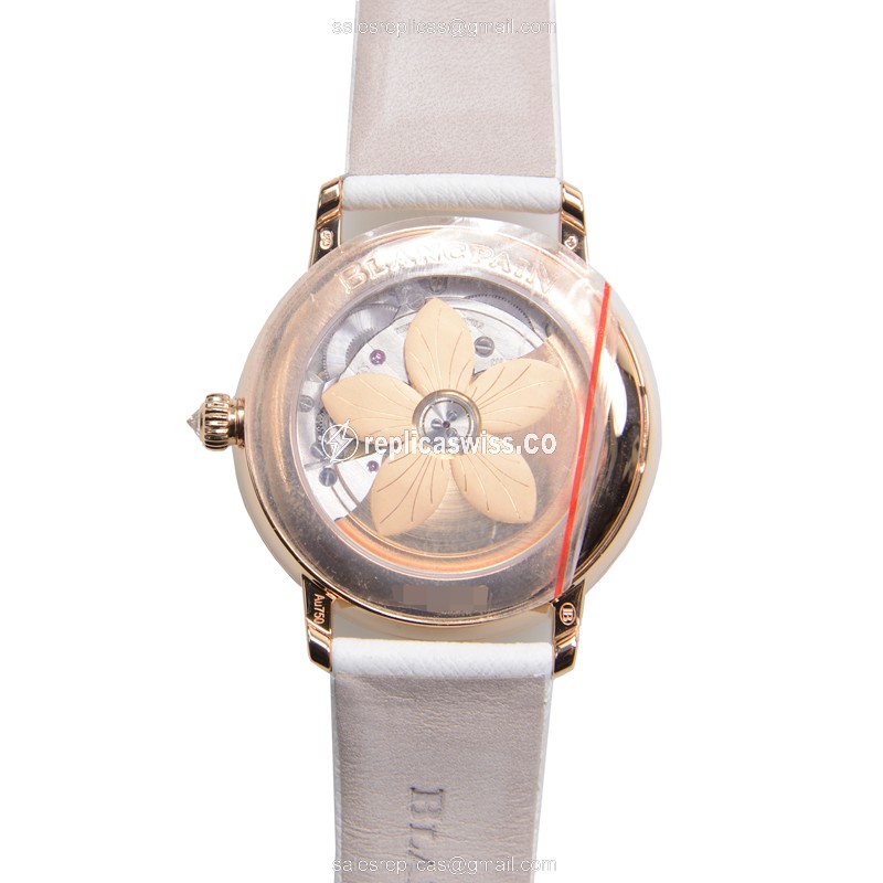 Blancpain 3653-2954-58B Replica - Automatic - 18kt Rose Gold - White Dial & Diamonds - View 3