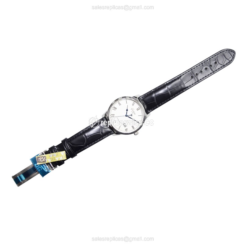 Glashutte Senator Panorama Date - Automatic - Steel - White Dial - Black Alligator Strap - View 2