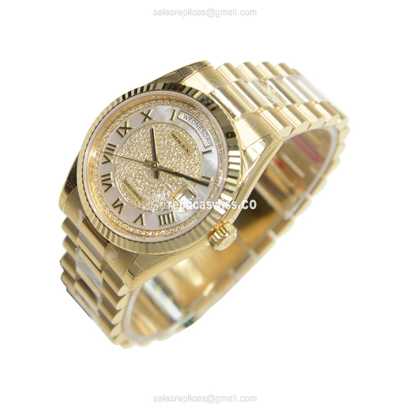 Rolex DAY-DATE Replica - Automatic - Gold Case - Dial: Gold - Gold Clasp - Gold Strap - View 3