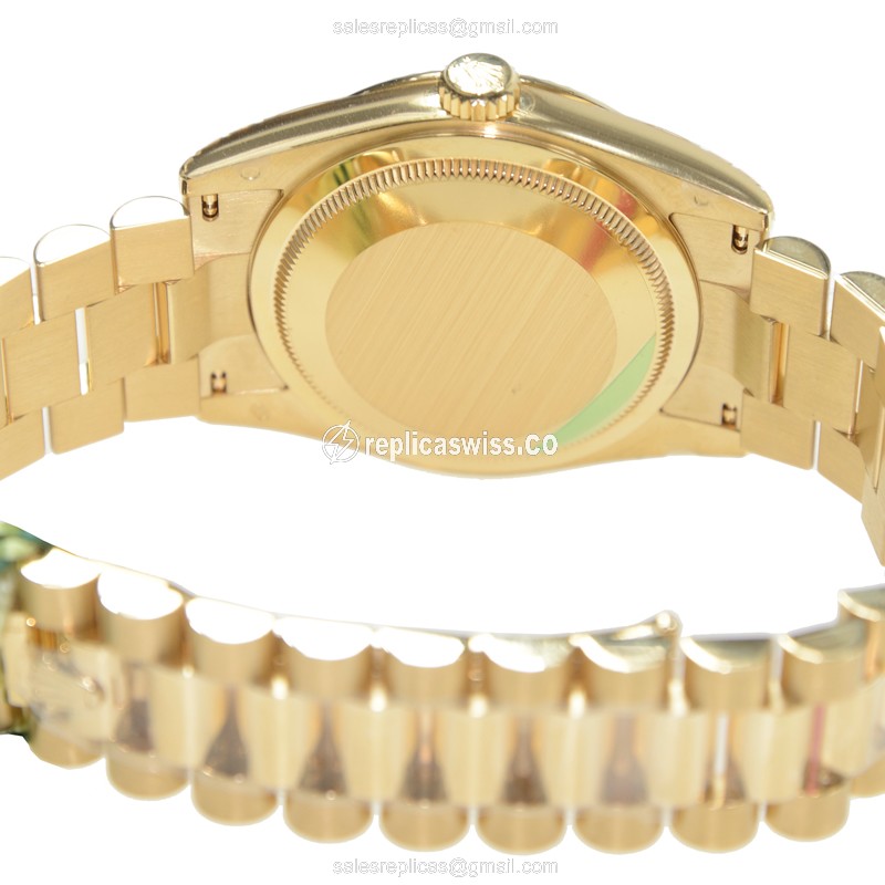 Rolex DAY-DATE Replica - Automatic - Gold Case - Dial: Gold - Gold Clasp - Gold Strap - View 4