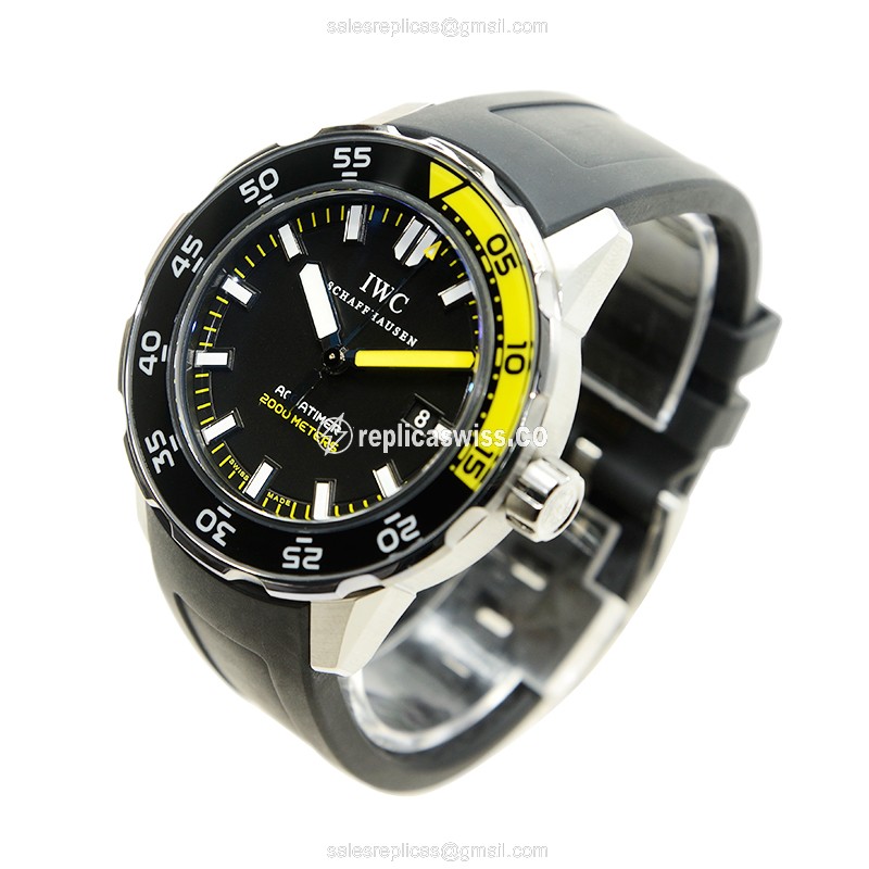 IWC AQUATIMER Replica - Automatic - Black Dial - Steel Case - Black Rubber Strap - View 3