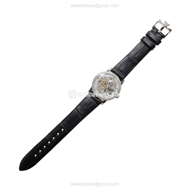 Vacheron Constantin 33558/000G-9394 TRADITIONNELLE Manual Wind 18kt White Gold & Diamond - View 2