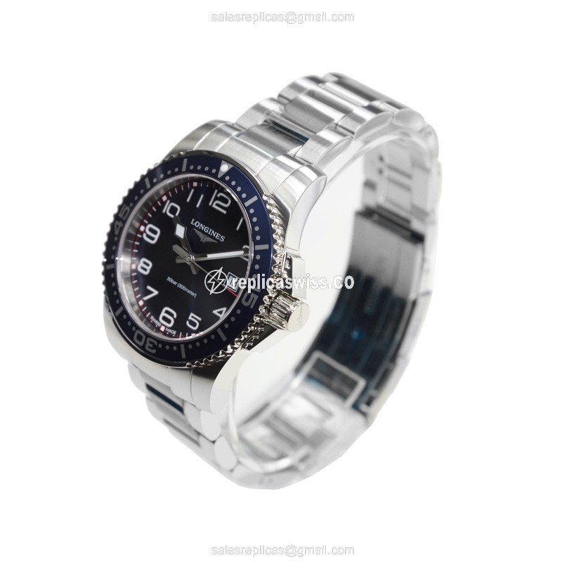 Longines CONQUEST Quartz - Blue Dial - Steel Case - Silver Strap - Sapphire Crystal - View 3