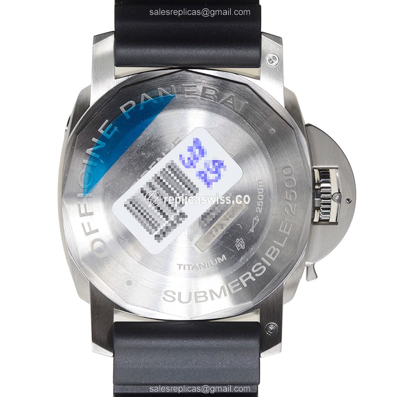 Panerai PAM00364 LUMINOR - Automatic - Titanium Case - Black Dial - Rubber Strap - View 3