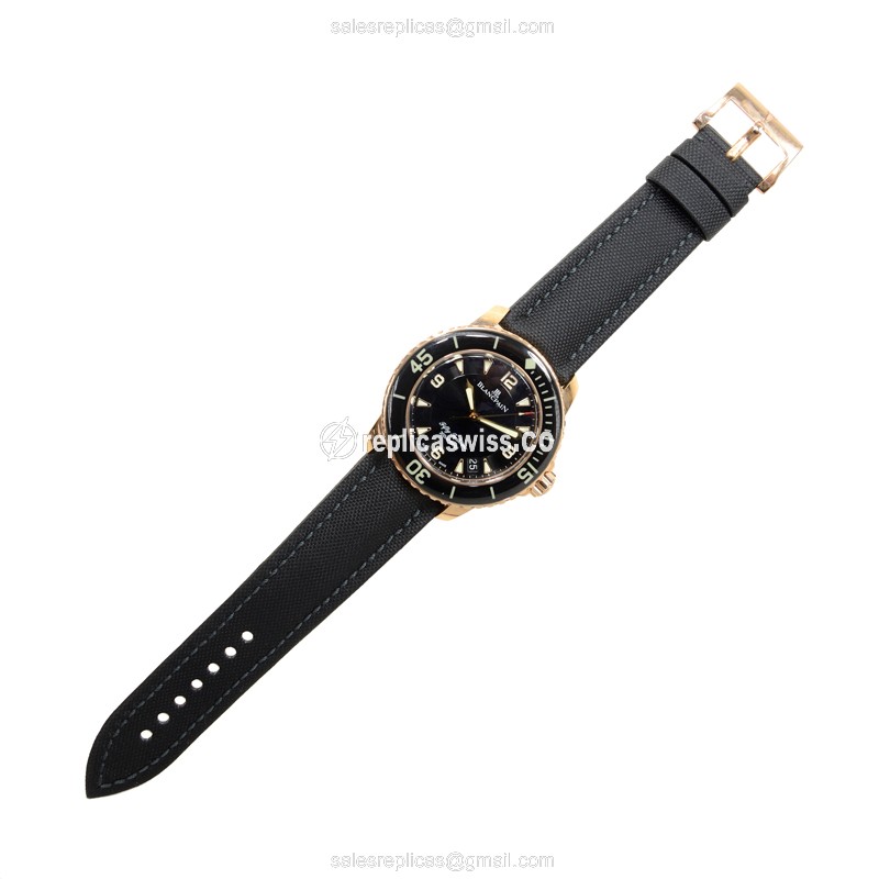 Blancpain 5015-3630-52 FIFTY FATHOMS - Auto 18kt Rose Gold - Black Dial - Canvas Black Buckle - View 2