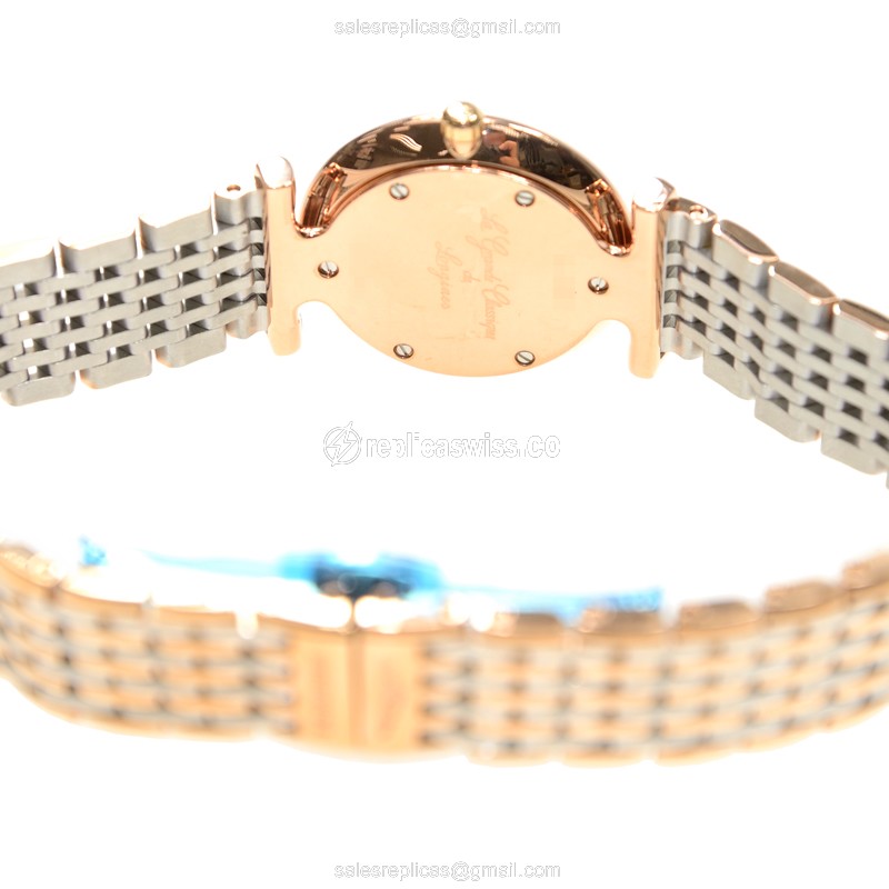 Longines LA GRANDE Quartz - PVD Gold Case - Silver Dial - Gold Strap - View 4