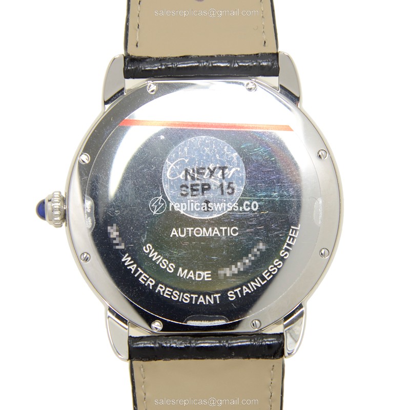 Cartier RONDE SOLO - Automatic - Stainless Steel - Silver Dial - Black Alligator Strap - View 4