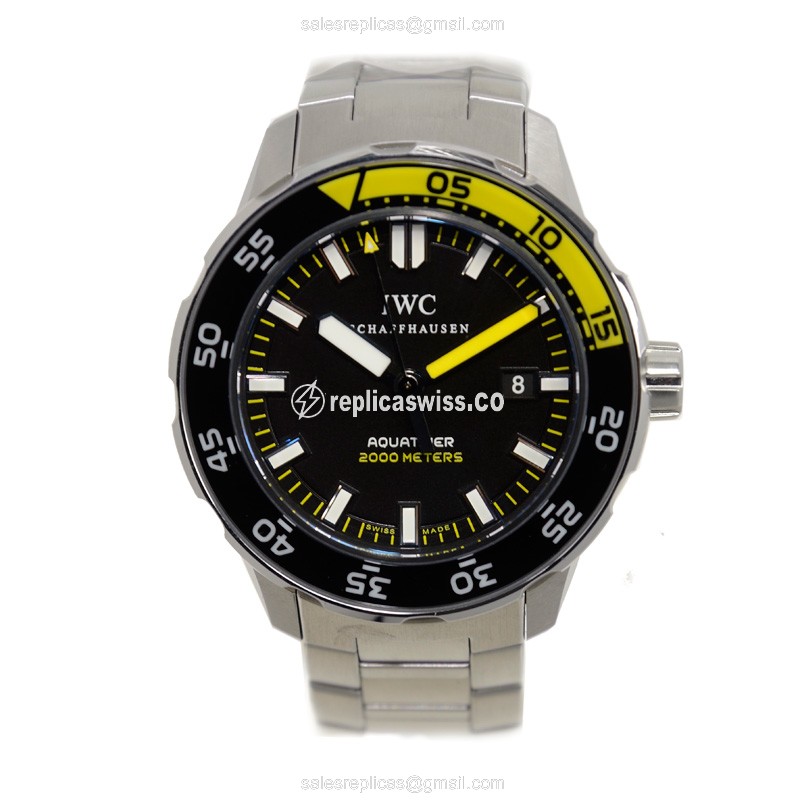 IWC AQUATIMER Automatic - Stainless Steel Case - Black Dial - Silver Steel Strap - View 2