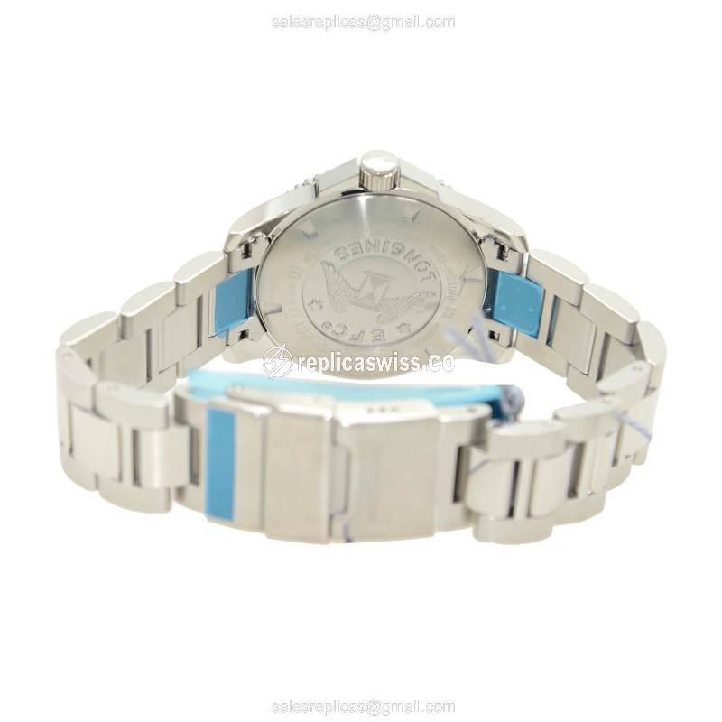 Longines CONQUEST Quartz - Steel Case, Blue Dial, Silver Clasp - View 4