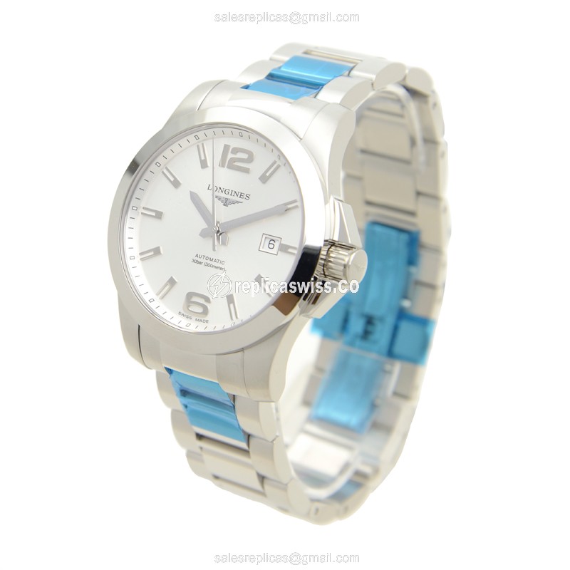Longines CONQUEST Automatic - Steel Case | Silver Dial | Steel Strap - View 3