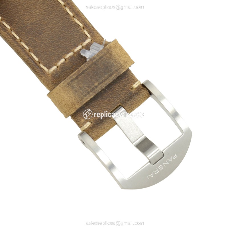 Panerai PAM00537 LUMINOR - Auto - Black Dial - Steel Case - Brown Cowhide - Buckle Clasp - View 4