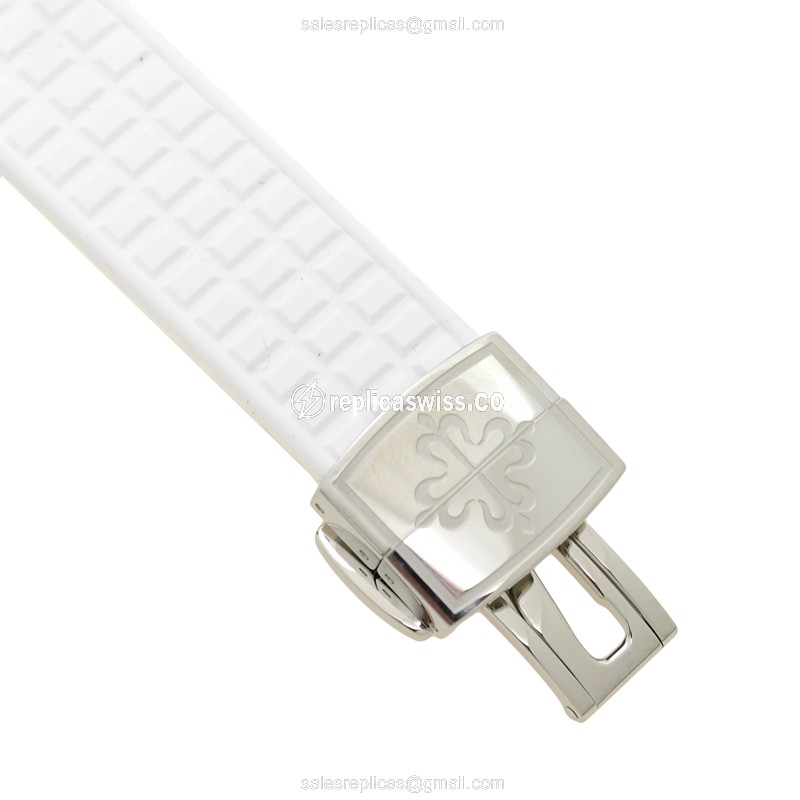 Patek Philippe AQUANAUT Quartz - White Dial - Steel Case - Rubber Strap - Clasp - View 4