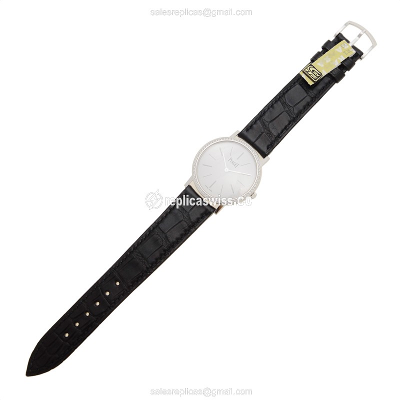 Piaget ALTIPLANO Replica - Manual - 18kt White Gold - Diamond - White Dial - Black Alligator Buckle - View 2