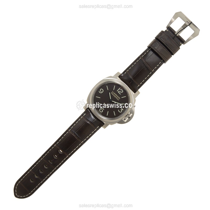 Panerai PAM00562 LUMINOR - Manual - Titanium Case - Brown Dial - Alligator Strap - Buckle Clasp - View 2