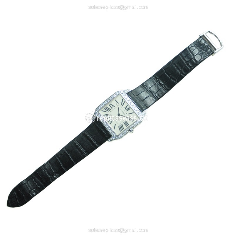 Cartier Santos Replica - Manual - 18kt White Gold - Diamond - White Dial - Black Alligator Strap - View 2