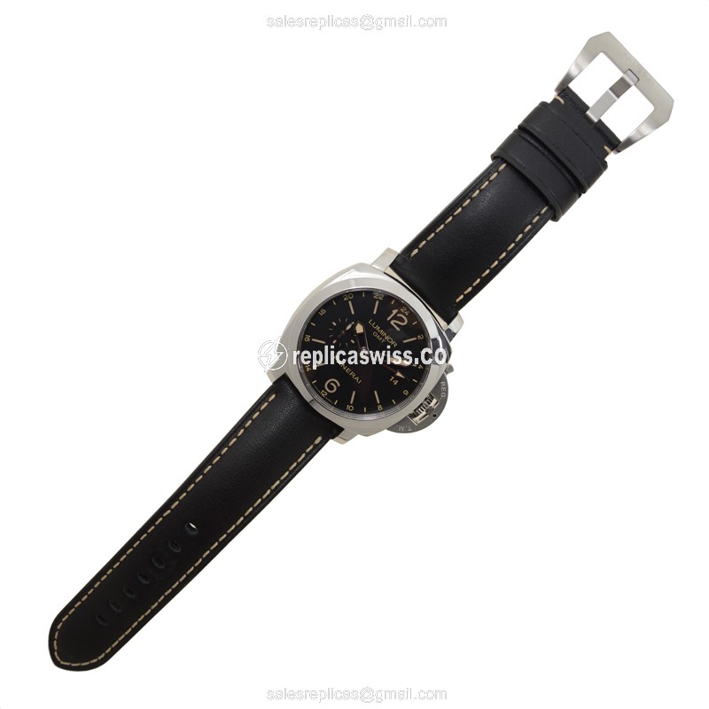 Panerai PAM00531 Replica - Automatic - Steel - Black Dial - View 2