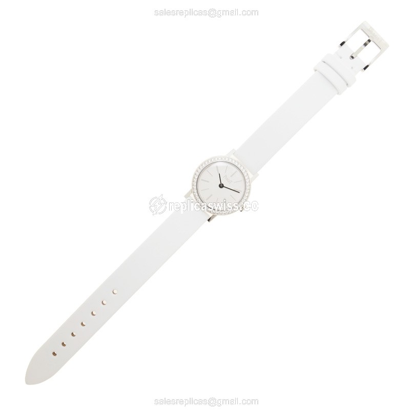 Piaget ALTIPLANO Quartz - 18kt White Gold - Diamond - White Dial - Buckle Clasp - View 2