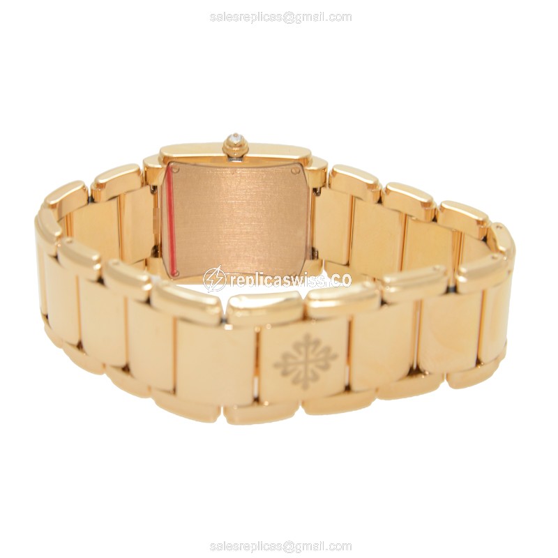 Patek Philippe TWENTY-4 Quartz 18kt Rose Gold - Blue Dial - Gold Strap - View 4