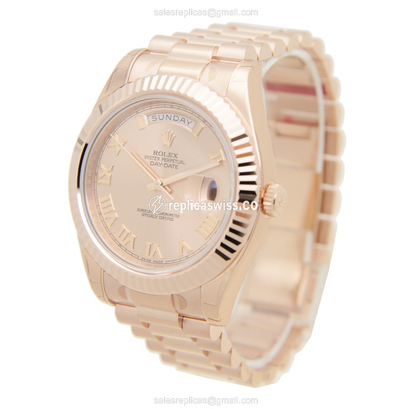 Rolex DAY-DATE Replica - Automatic - 18kt Rose Gold Case - Gold Dial - View 3