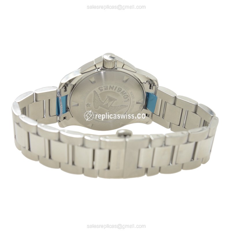 Rolex Conquest Quartz - Stainless Steel - White Dial on Silver strap - View 4