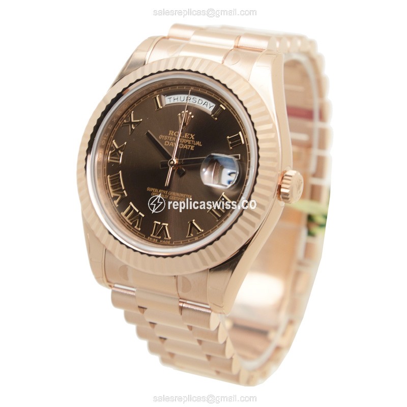 Rolex DAY-DATE Replica | Automatic | 18kt Gold Case | Brown Dial | Gold Strap - View 3