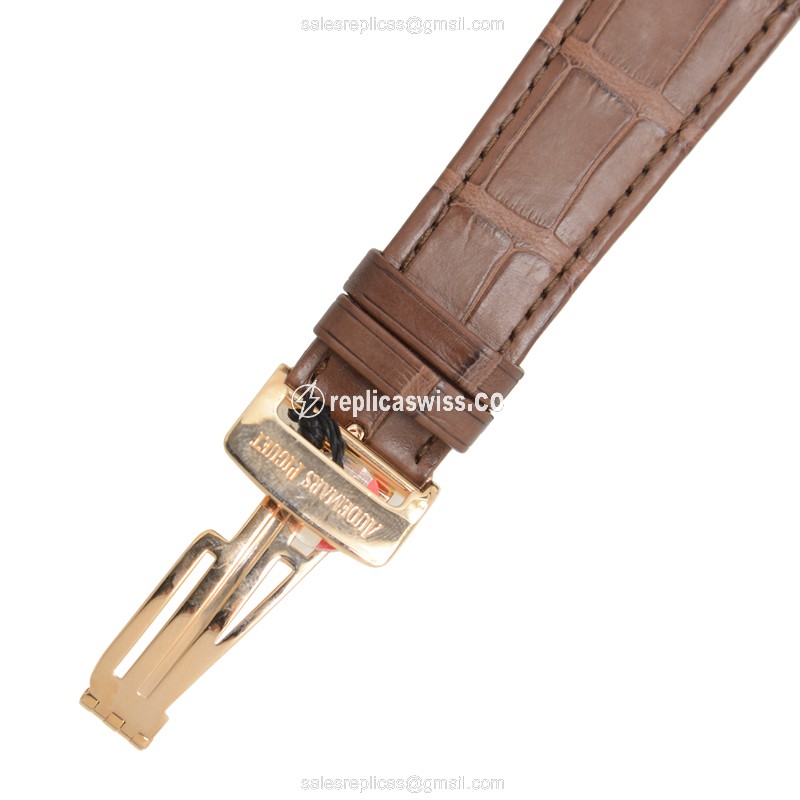 Rolex Daytona 26390OR.OO.D088CR.01 Replica - Automatic - Rose Gold - Silver Dial - Alligator Brown Strap - View 4