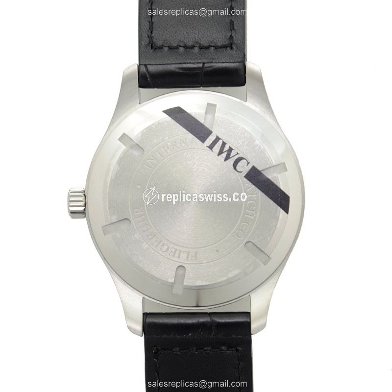 IWC PILOTS Replica - Automatic - Stainless Steel - Black Dial - Alligator Strap - Sapphire Crystal - View 3