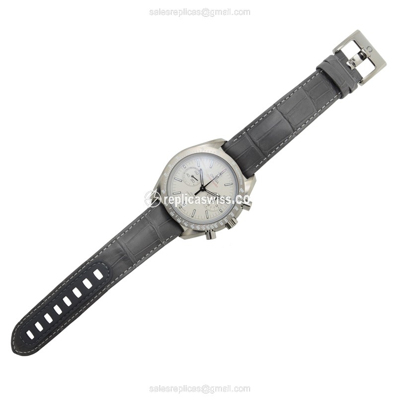 Omega Speedmaster Replica | Automatic | Ceramics Case | Gray Dial | Leather Strap - View 2