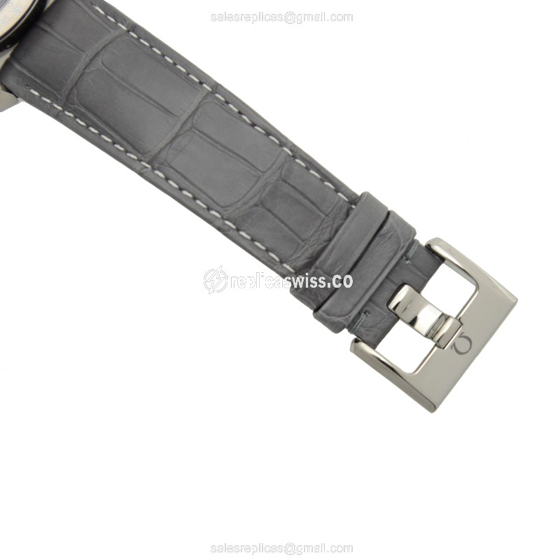 Omega Speedmaster Replica | Automatic | Ceramics Case | Gray Dial | Leather Strap - View 4