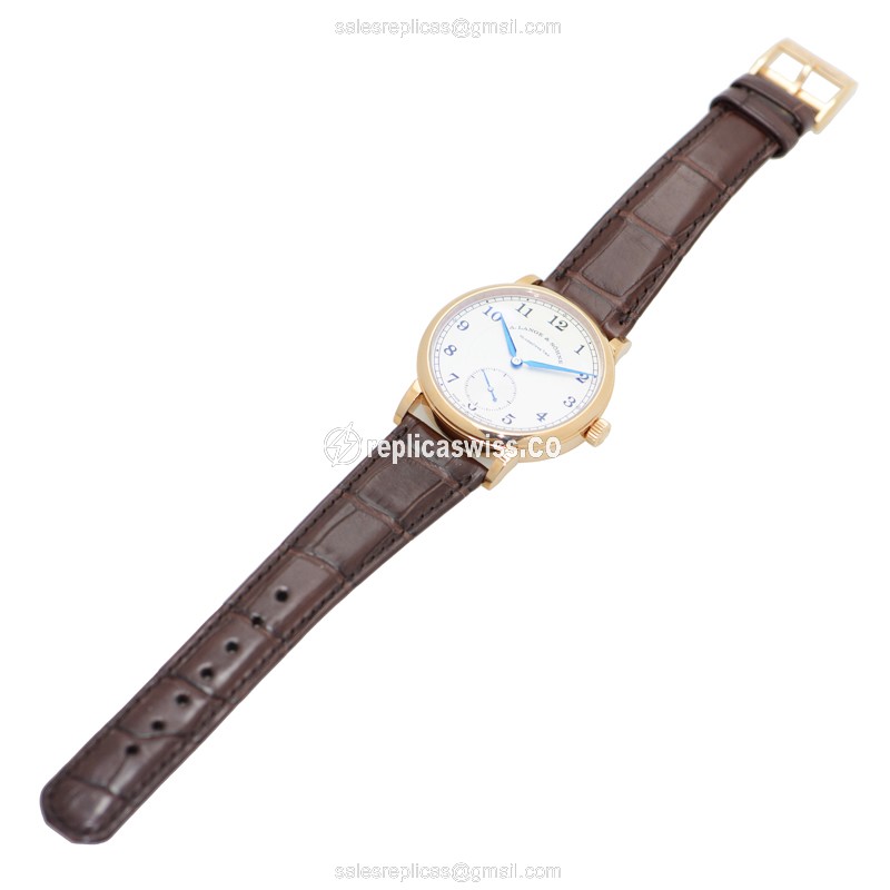 A Lange & Sohne 235.032 1815 Chrono - Manual - 18kt Rose Gold - White Dial - Brown Alligator Buckle - View 2