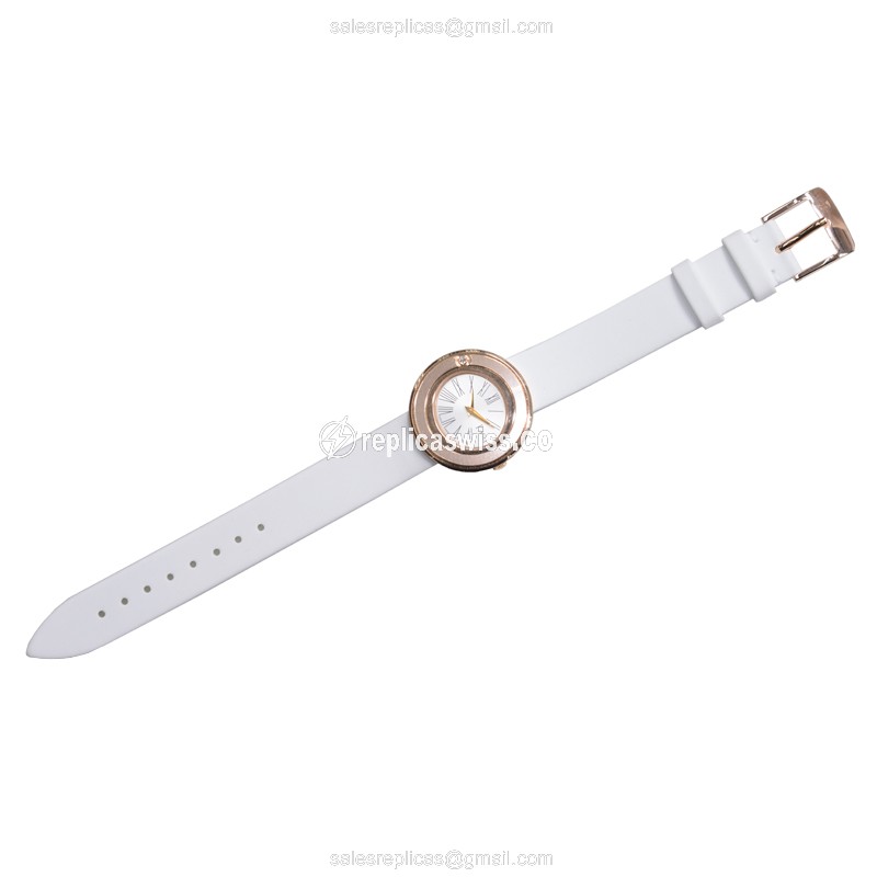 Piaget POSSESSION Quartz 18kt Rose Gold - Buckle Clasp - Silver Dial - Silk White Strap - View 2