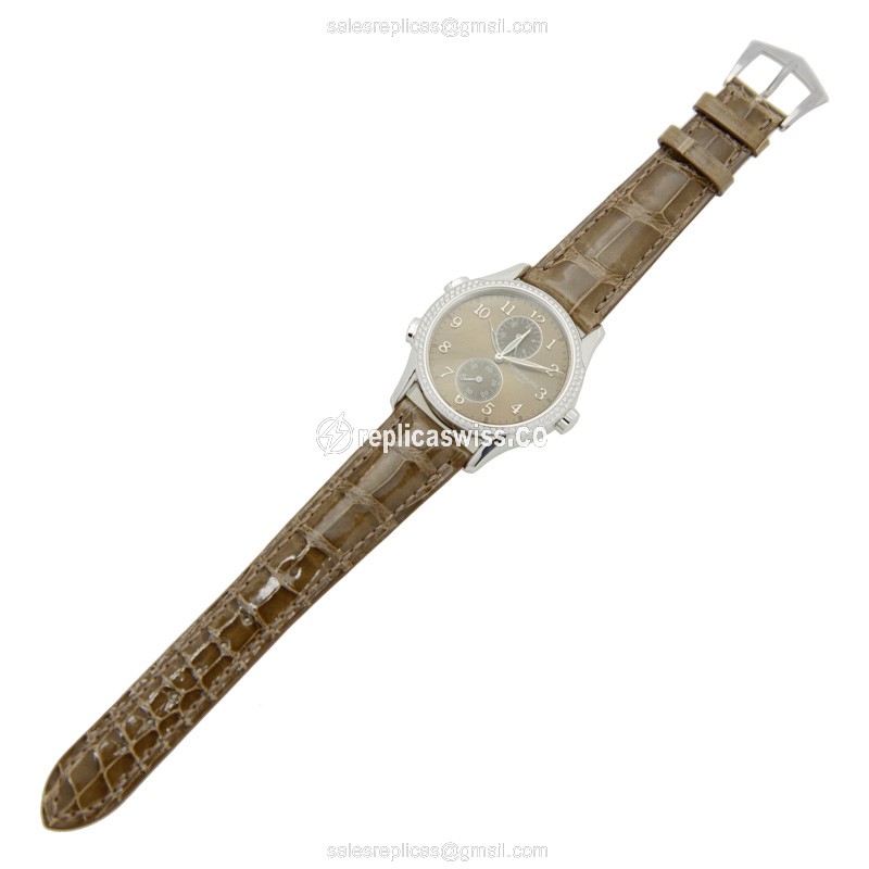 Patek Philippe 7134G-001 - Manual Wind - 18kt White Gold - Diamond Dial - Brown Alligator Strap - Buckle Clasp - View 2