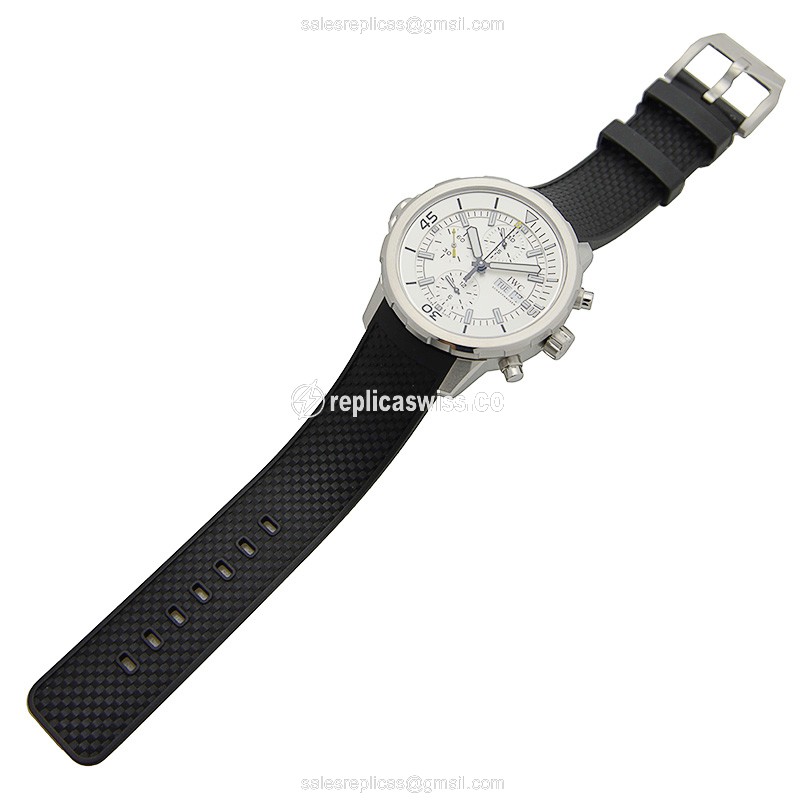 IWC AQUATIMER Automatic - Stainless Steel Case - White Dial - Black Rubber Strap - Sapphire Crystal - View 2