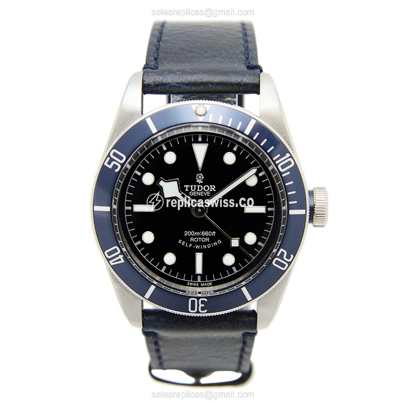 Tudor Heritage Black Bay Replica - Automatic - Steel - Black - View 2