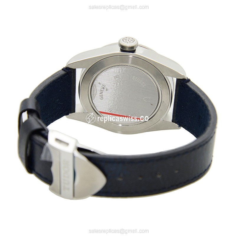 Tudor Heritage Black Bay Replica - Automatic - Steel - Black - View 4