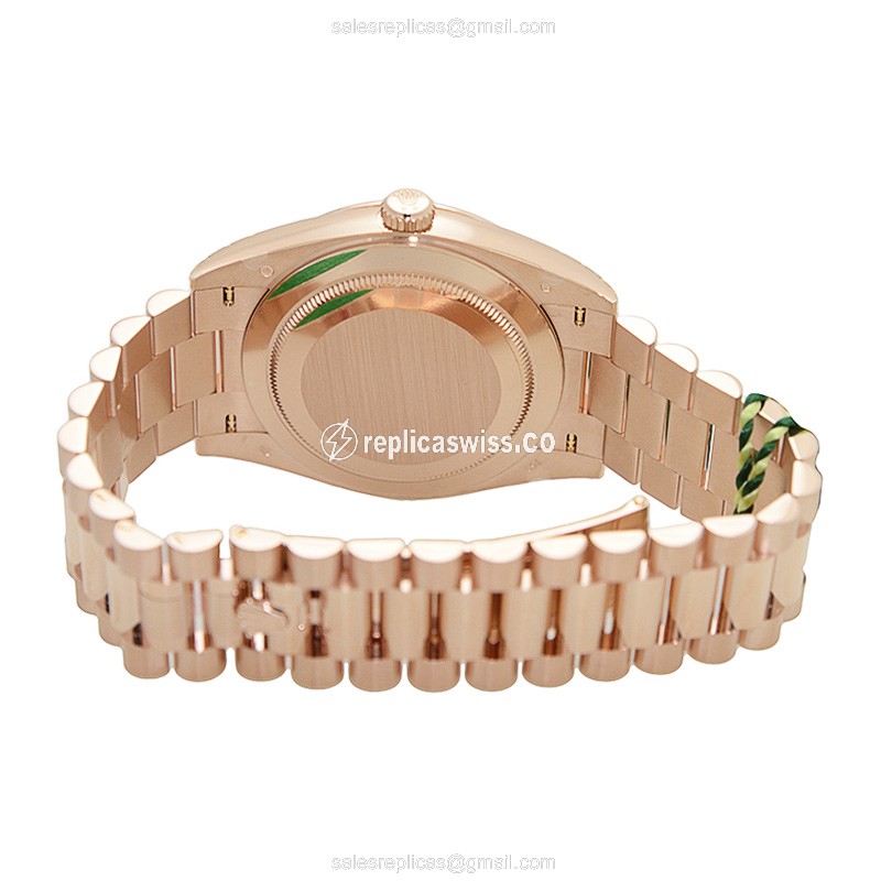 Rolex DAY-DATE Replica - 18kt Rose Gold - Automatic - Pink Dial - Gold Clasp - View 4