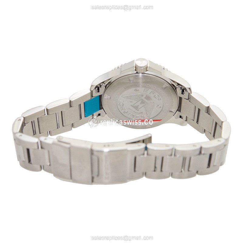 Longines CONQUEST Quartz - Black Dial - Stainless Steel Case, Silver Strap - View 4
