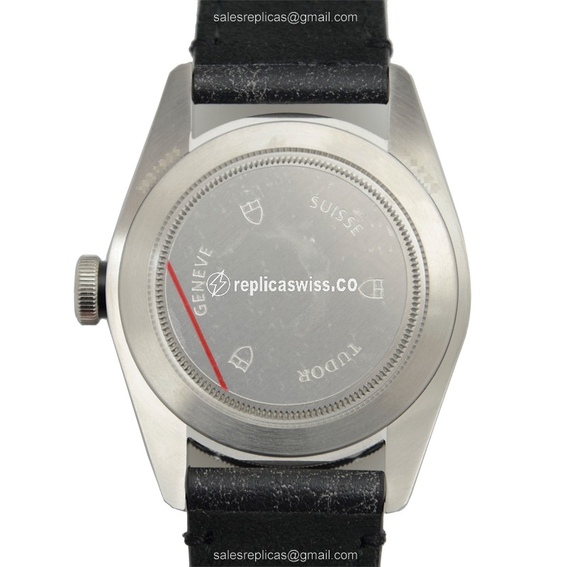 Tudor Heritage Black Bay Replica - Auto - Steel - Black Dial - View 3