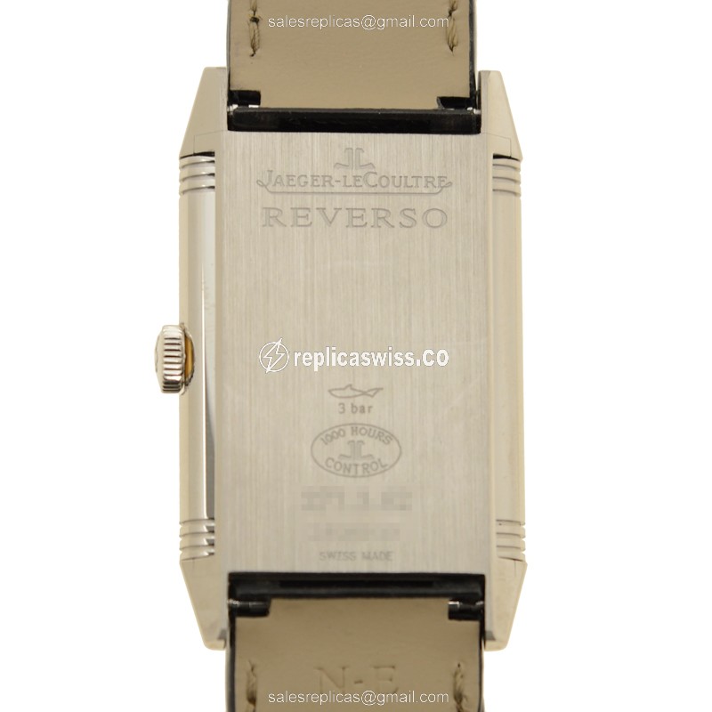 Jaeger-Lecoultre Q2783520 REVERSO - Manual Wind - 18kt White Gold - Silver Dial - Buckle Clasp - Black Alligator Strap - View 3